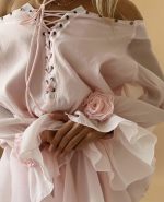 Рокля VESSI с ефектни розички в розово - Image 5