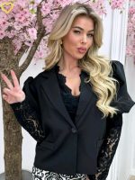 Ефектно сако с дантелени ръкави TAMARA в черно - Image 2