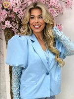 Ефектно сако с дантелени ръкави TAMARA в светлосин цвят - Image 2