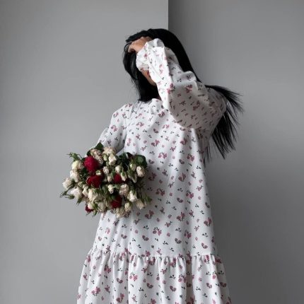 Рокля MAGDALENA в бяло